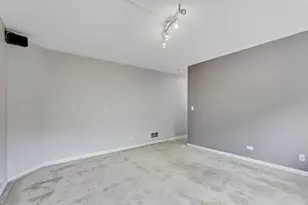 42 Cherbourg Ct, Wheeling, IL 60090 - Photo 23