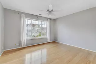 42 Cherbourg Ct, Wheeling, IL 60090 - Photo 19