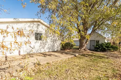 706 W Wall Street, Lexington, IL 61753 - Photo 21