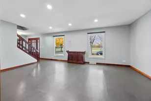 1567 California St, Elk Grove Village, IL 60007 - Photo 3