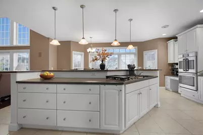 2007 Withers Lane, Bloomington, IL 61704 - Photo 5