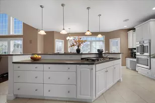 2007 Withers Ln, Bloomington, IL 61704 - Photo 5