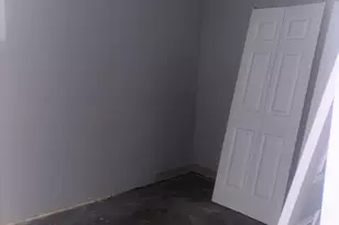 9338 S Marquette Ave, Chicago, IL 60617 - Photo 15