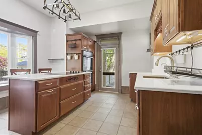 1209 N Clinton Boulevard, Bloomington, IL 61701 - Photo 13