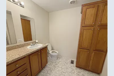 186 Carriage Lane, Sauk Village, IL 60411 - Photo 5