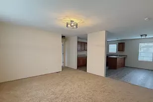 186 Carriage Ln, Sauk Village, IL 60411 - Photo 9