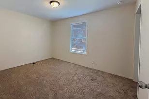 186 Carriage Ln, Sauk Village, IL 60411 - Photo 7