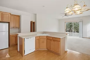 9430 Georgetown Square, Orland Park, IL 60467 - Photo 15