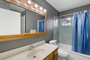 [Address not provided], Glendale Heights, IL 60139 - Photo 13