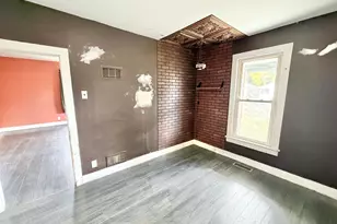 423 W 4th St, Byron, IL 61010 - Photo 11