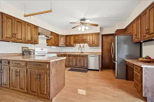 23565 N Park Rd, Lake Zurich, IL 60047 - Photo 5