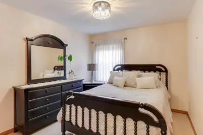 5101 N Neva Avenue, Chicago, IL 60656 - Photo 9