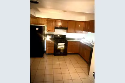 18600 Village West Drive #206, Hazel Crest, IL 60429 - Photo 15