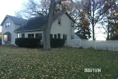 101 S Voss Grove, Martinton, IL 60951 - Photo 3