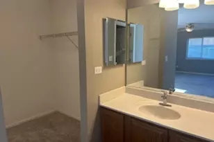 717 E Whispering Oaks Dr, Palatine, IL 60074 - Photo 9