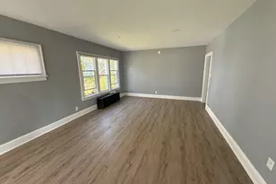 419 Campbell St, Joliet, IL 60435 - Photo 3