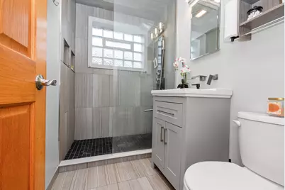 4045 Stillwell Place, Oak Lawn, IL 60453 - Photo 7