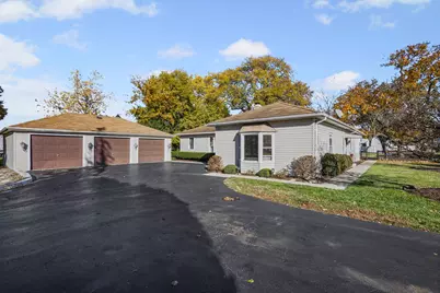 1615 Greenwood Road, Glenview, IL 60026 - Photo 31