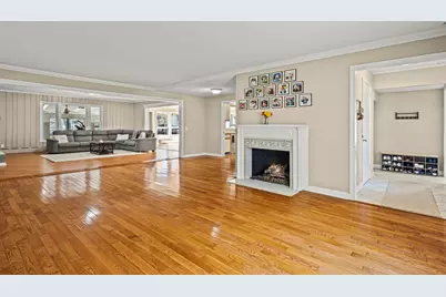 1615 Greenwood Road, Glenview, IL 60026 - Photo 5