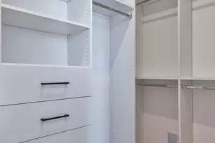 1835 N Lawndale Ave, Chicago, IL 60647 - Photo 13