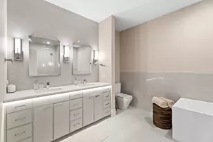 1356 W Walton St, Chicago, IL 60642 - Photo 23