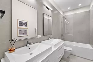 1356 W Walton St, Chicago, IL 60642 - Photo 27