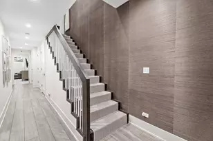 1356 W Walton St, Chicago, IL 60642 - Photo 21