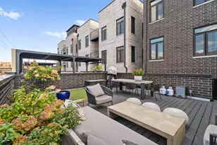 1356 W Walton St, Chicago, IL 60642 - Photo 31