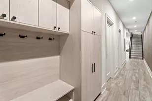 1356 W Walton St, Chicago, IL 60642 - Photo 29