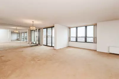 5471 S Hyde Park Boulevard #16AB, Chicago, IL 60615 - Photo 7