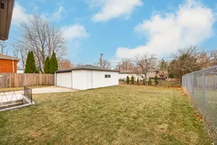 9804 Massasoit Ave, Oak Lawn, IL 60453 - Photo 5