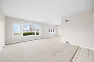 9804 Massasoit Ave, Oak Lawn, IL 60453 - Photo 7