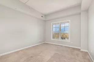 125 Lakeview Dr, Bloomingdale, IL 60108 - Photo 15