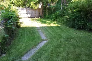 9918 S Hoxie Ave, Chicago, IL 60617 - Photo 3