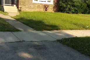 9918 S Hoxie Ave, Chicago, IL 60617 - Photo 1