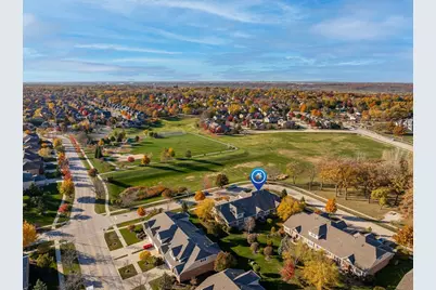 1343 Camelot Lane, Lemont, IL 60439 - Photo 9