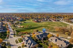 1343 Camelot Ln, Lemont, IL 60439 - Photo 9