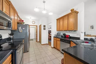 1343 Camelot Ln, Lemont, IL 60439 - Photo 21