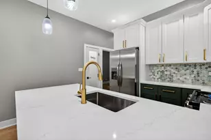 6041 S May St, Chicago, IL 60621 - Photo 11