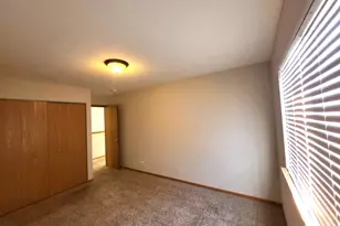 1073 Walker Ct, Antioch, IL 60002 - Photo 15