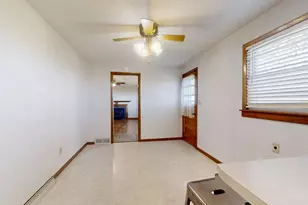 8428 N Shirlane St, Shirley, IL 61772 - Photo 13