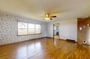 8428 N Shirlane St, Shirley, IL 61772 - Photo 9