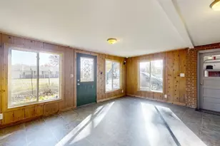 8428 N Shirlane St, Shirley, IL 61772 - Photo 7