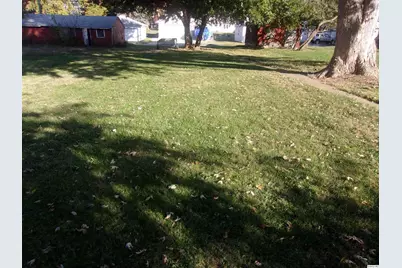 925 Jefferson St, Quincy, IL 62301 - Photo 3