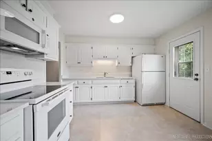 [Address not provided], Woodridge, IL 60517 - Photo 11