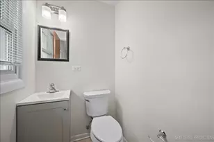 [Address not provided], Woodridge, IL 60517 - Photo 17