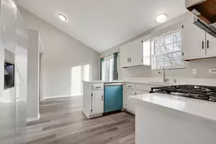 4333 182nd Pl, Country Club Hills, IL 60478 - Photo 7