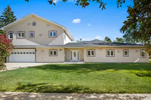 227 S Walnut Ln, Schaumburg, IL 60193 - Photo 3