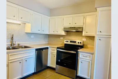 2930 N Harlem Avenue #5D, Elmwood Park, IL 60707 - Photo 5