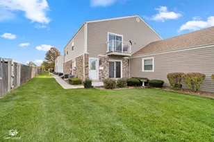 7750 159th Pl, Tinley Park, IL 60477 - Photo 1